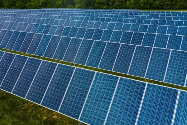 RPWiK w Dąbrowie Tarnowskiej stawia na fotowoltaikę z magazynem energii
