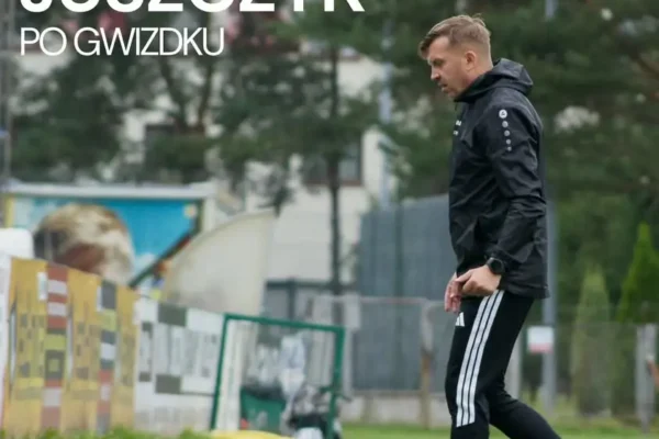 Trener Tomasz Juszczyk po meczu z Sokołem Słopnice: „Na pochwałę zasługuje cała drużyna”
