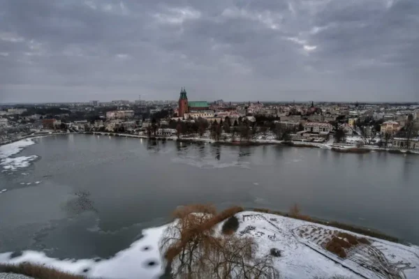 Staw Miejski w Szczucinie na pocztówce z 1907 roku – powrót do przeszłości