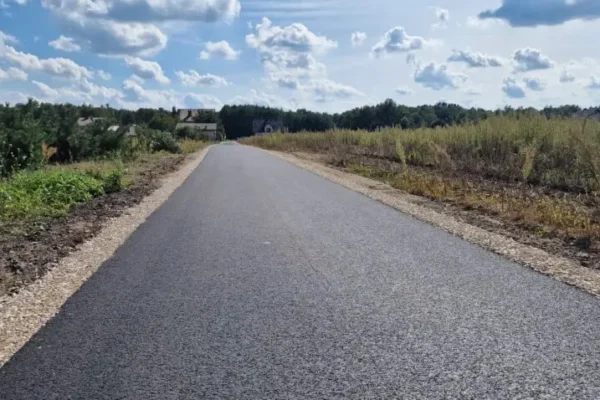 Gmina Dąbrowa Tarnowska modernizuje drogi dojazdowe do pól w Gruszowie Małym