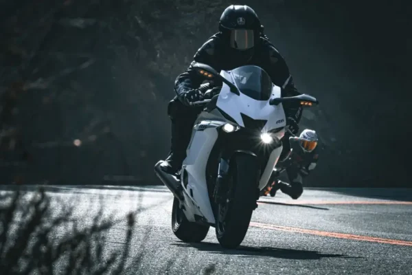 19 motocyklistów zginęło na małopolskich drogach. Policja apeluje o rozwagę