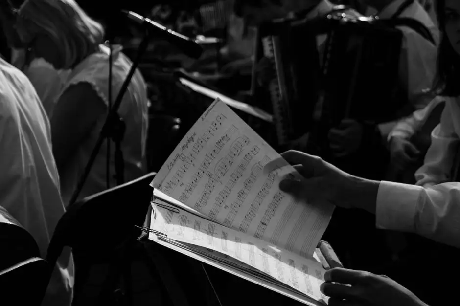 Koncert „Avra” w Dąbrowie Tarnowskiej: Maja Sikorowska i Kroke połączyli grecką delikatność z bałkańską energią