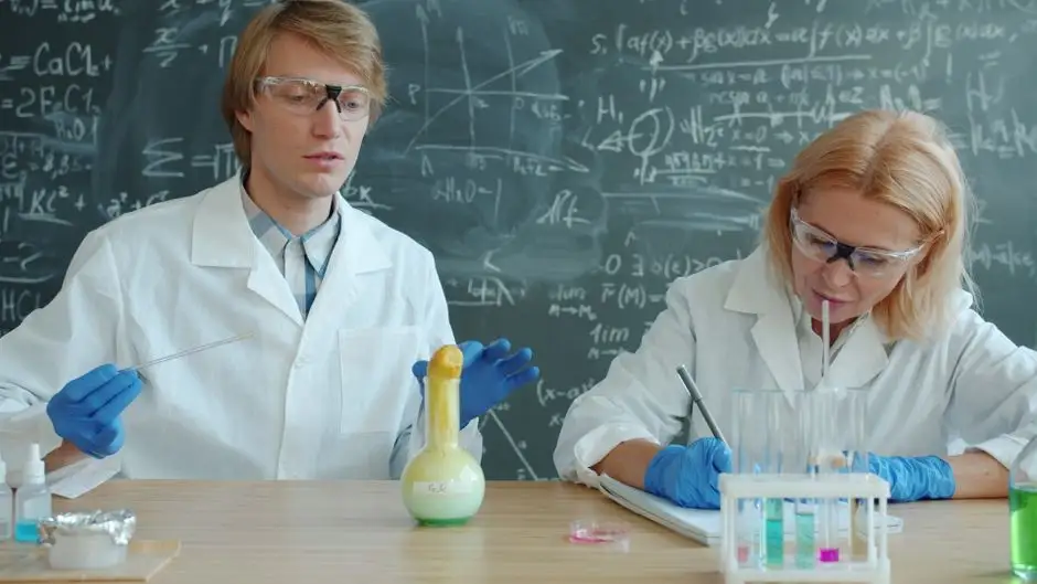 Uczniowie z PCEiKZ w Szczucinie będą pracować z naukowcami AGH